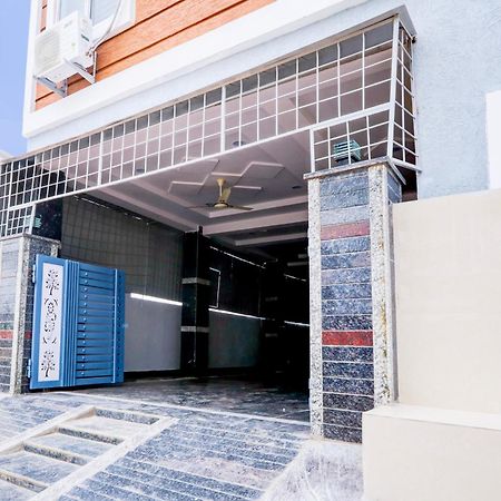 Super Hotel O Adibatla Near Tcs Ibrahimpatan Zewnętrze zdjęcie