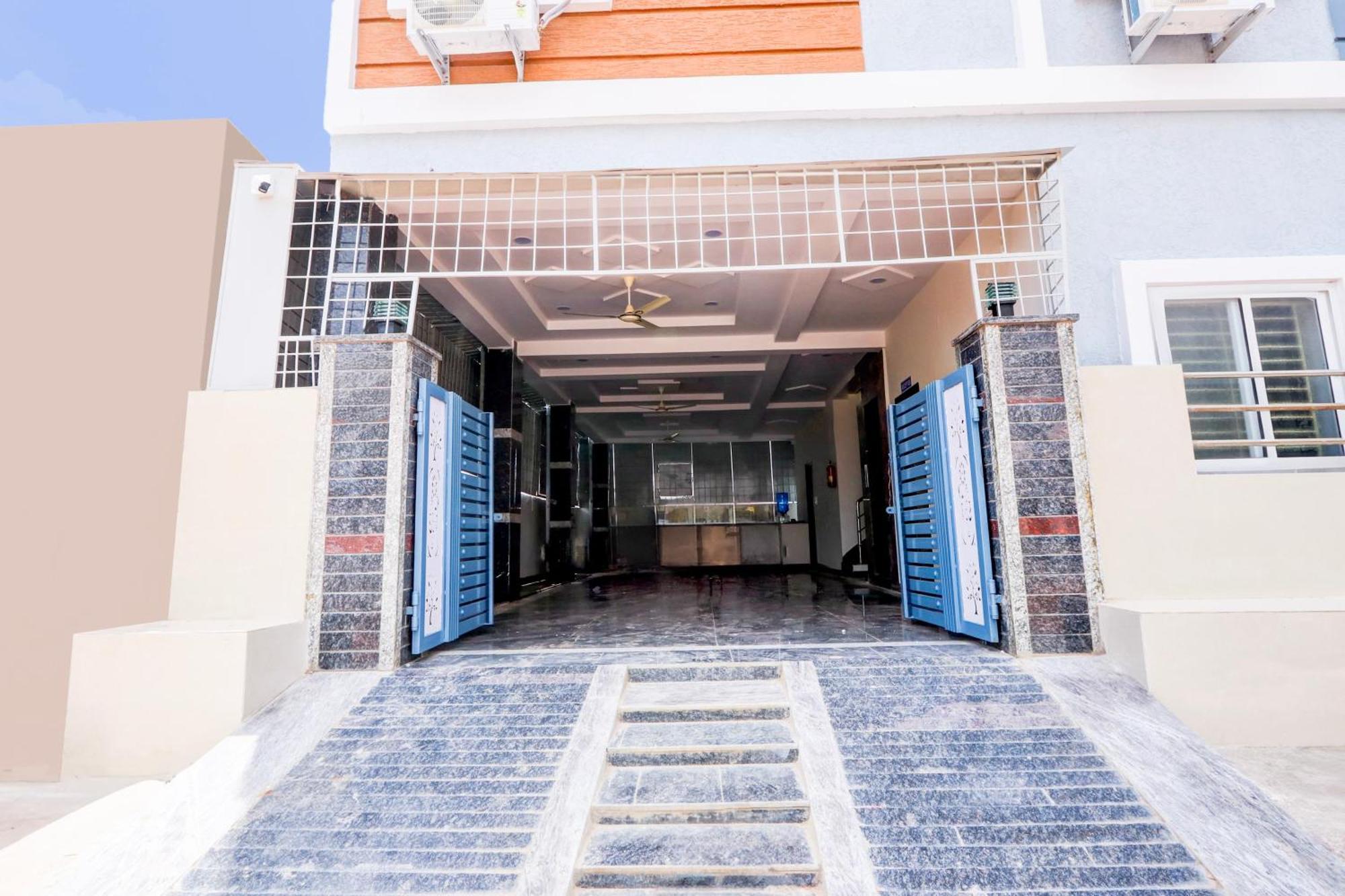 Super Hotel O Adibatla Near Tcs Ibrahimpatan Zewnętrze zdjęcie