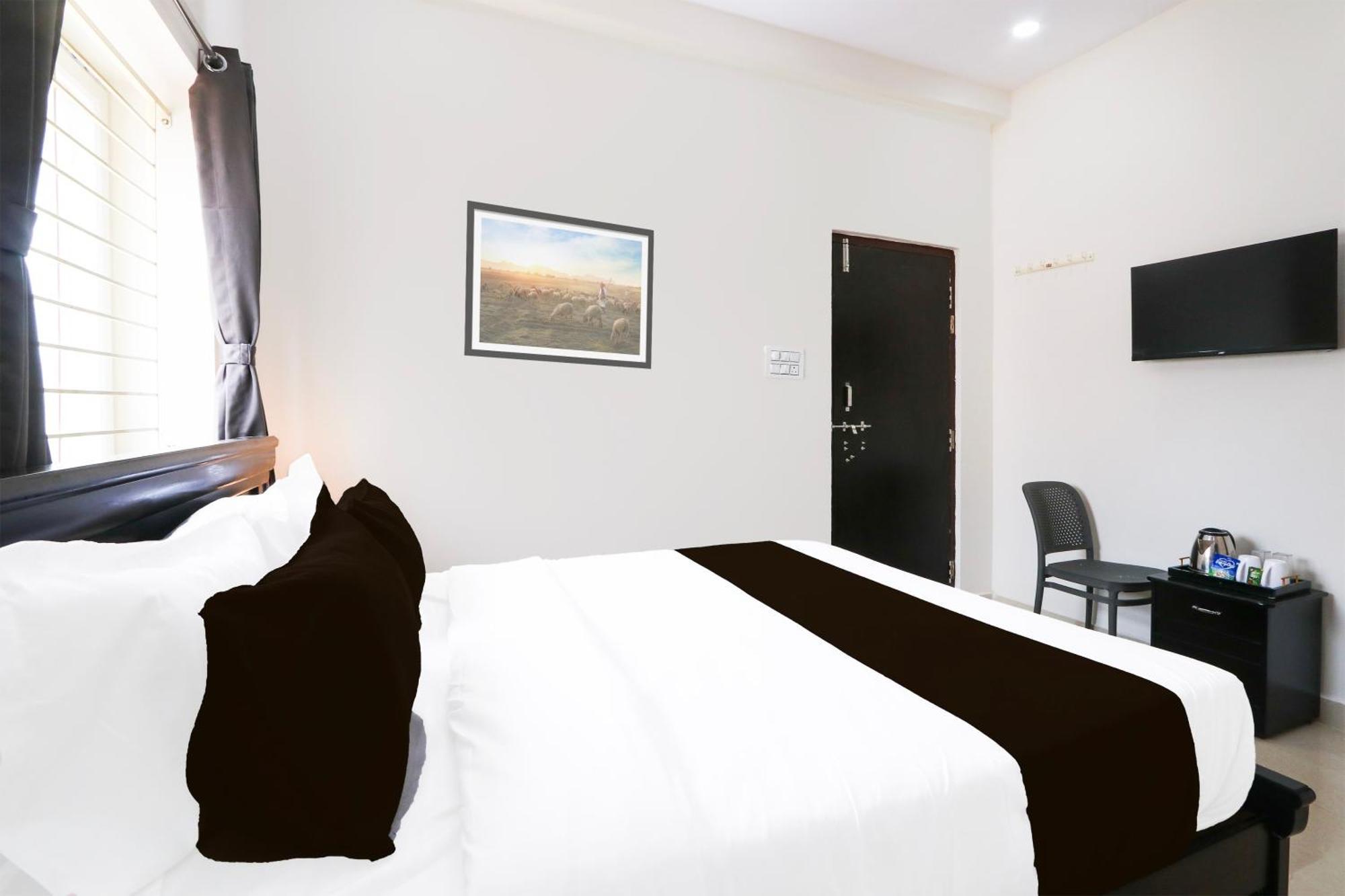 Super Hotel O Adibatla Near Tcs Ibrahimpatan Zewnętrze zdjęcie